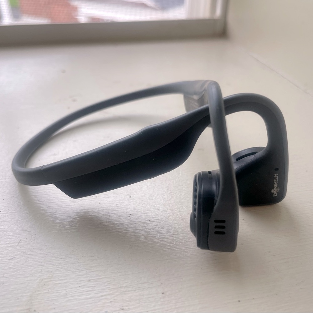 Aftershokz Titanium BT bone conducting headphones